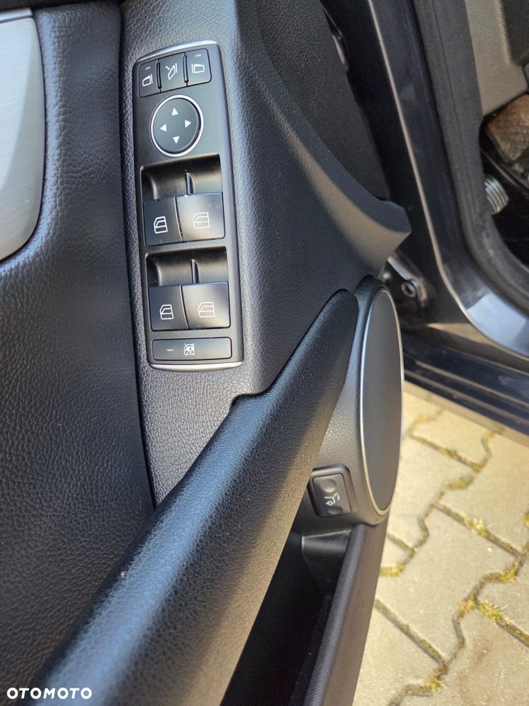 Mercedes-Benz Klasa C 200 T Kompressor Automatik Avantgarde - 15