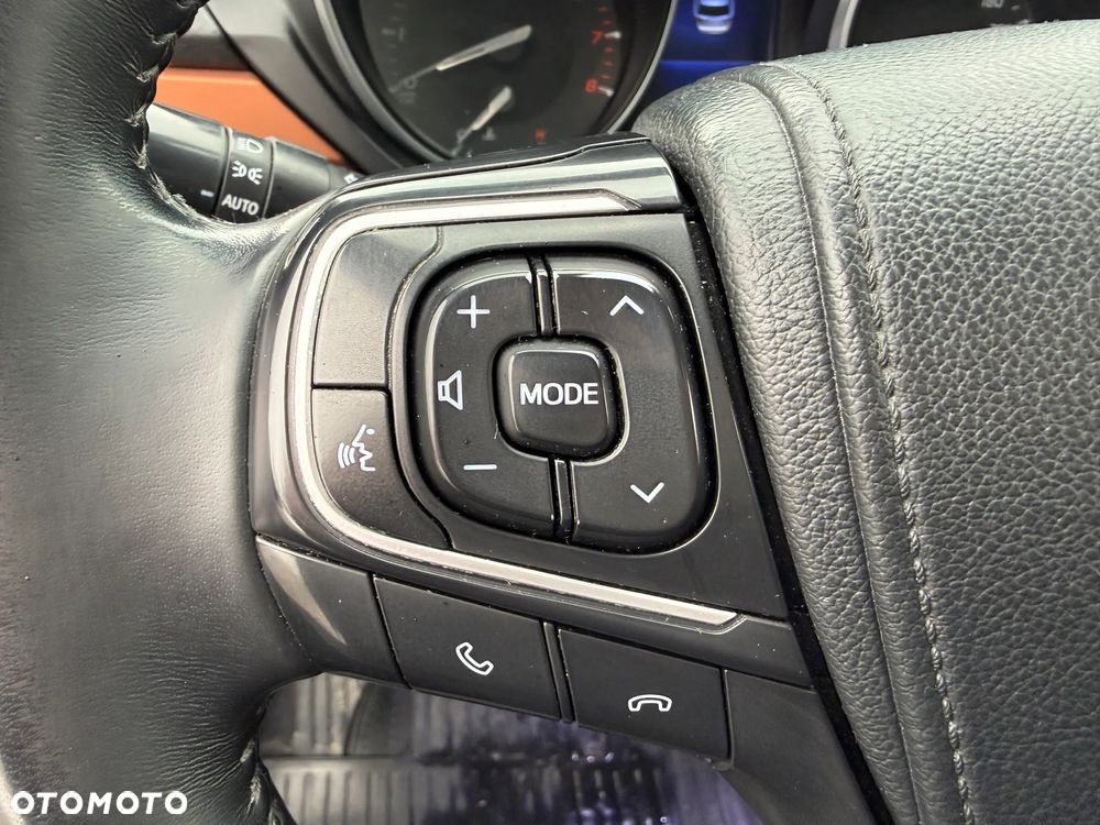 Toyota Avensis Touring Sports 1.8 Executive - 19