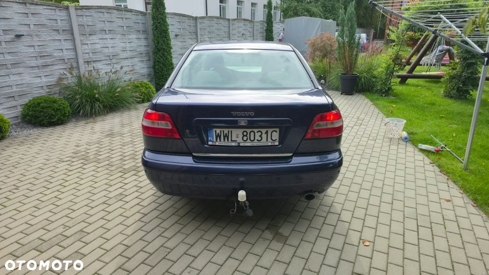 Volvo S40 2.0 - 21