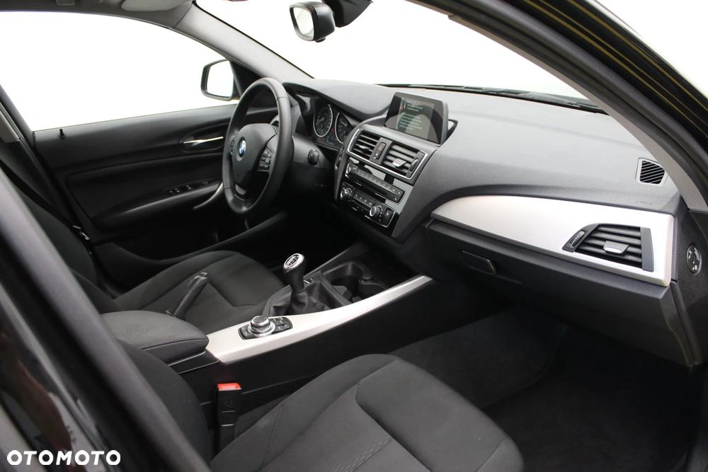 BMW Seria 1 116i Advantage - 25