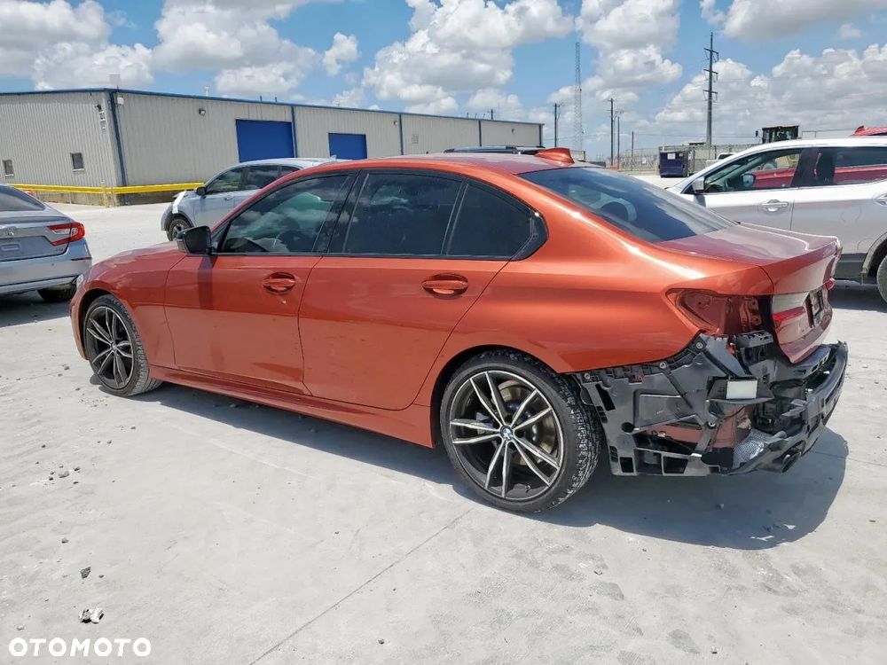 BMW Seria 3 330i M Sport sport - 2