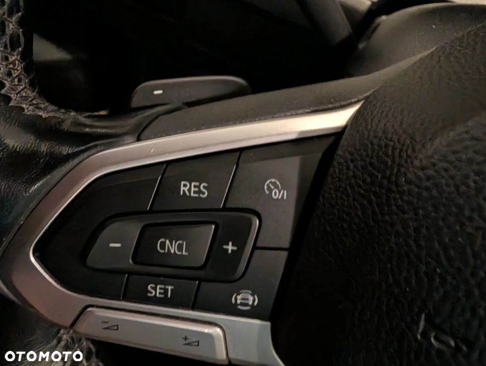 Volkswagen Passat 1.5 TSI EVO Comfortline DSG - 11