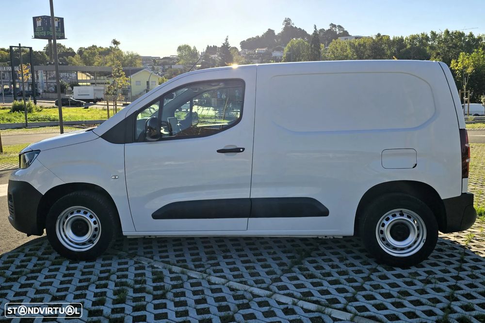 Peugeot PARTNER STANDARD 1.5 BLUEHDI 100 3P - 11