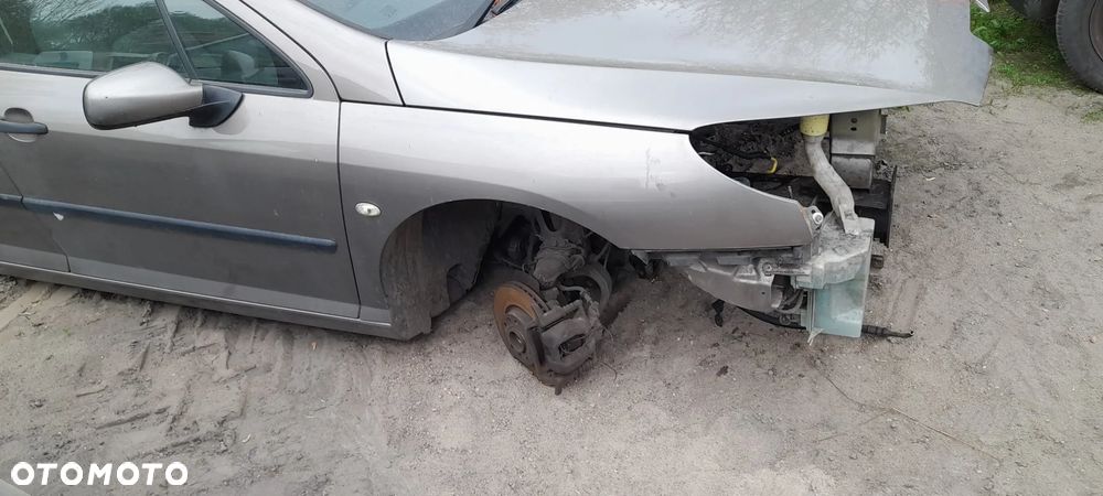 błotnik prawy lewy przód Peugeot 407 - 4