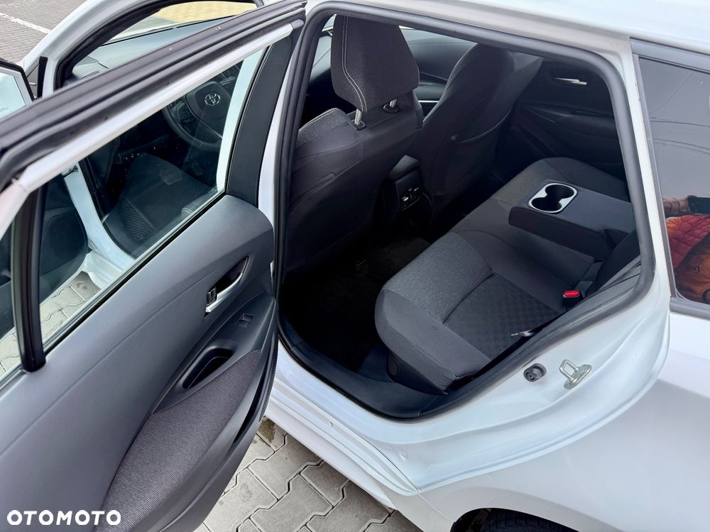 Toyota Corolla 1.8 Hybrid Comfort - 12