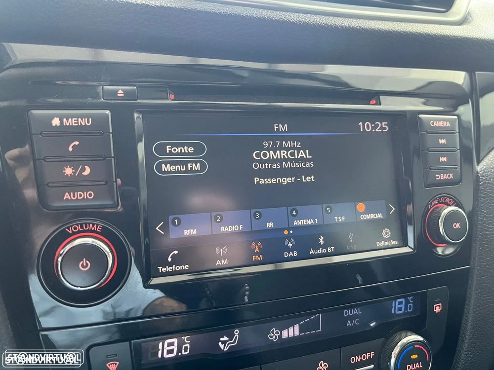 Nissan Qashqai 1.5 dCi Acenta C/Barras de Tejadilho - 17