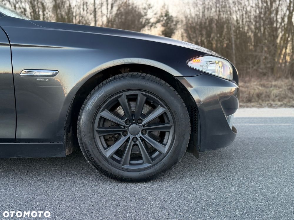 BMW Seria 5 - 23