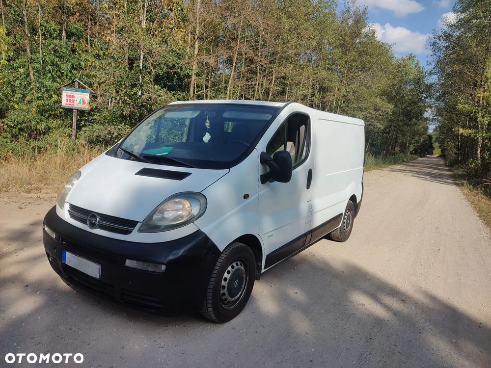 Opel Vivaro - 1