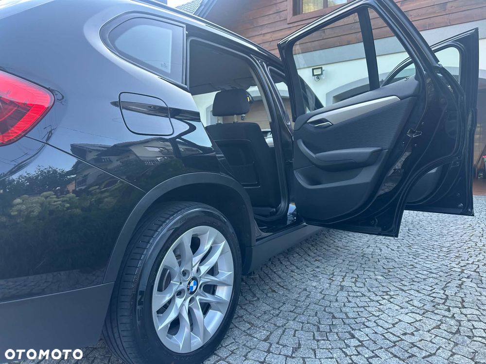 BMW X1 xDrive18d - 9