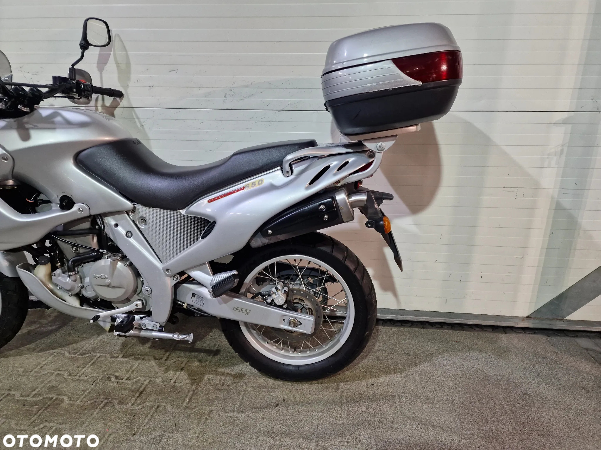 Aprilia Pegaso - 7