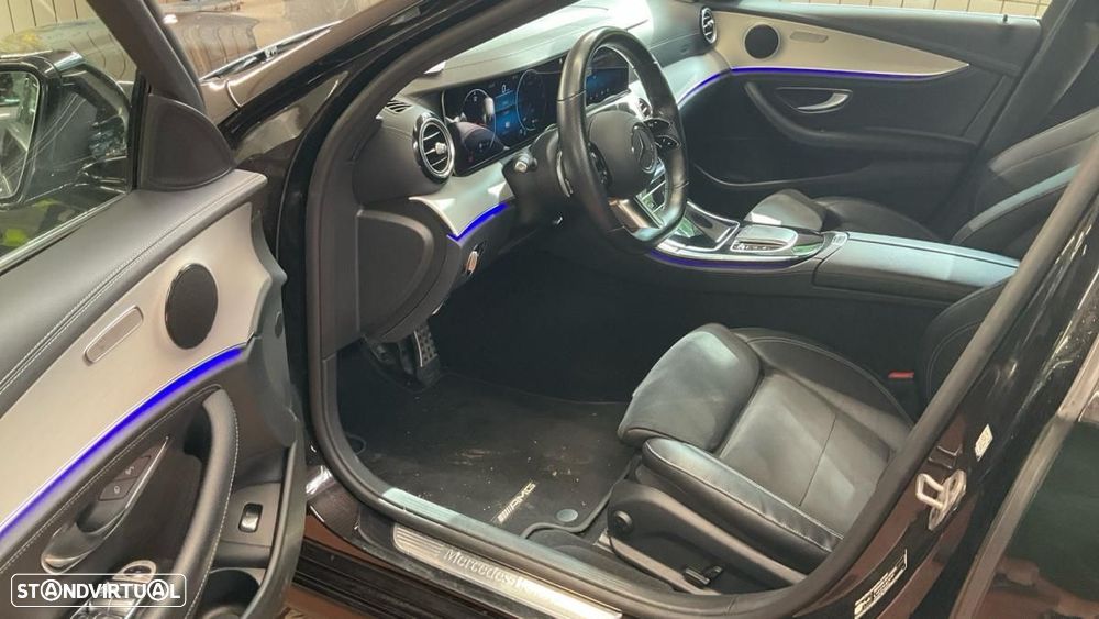 Mercedes-Benz E 300 de 4Matic 9G-TRONIC AMG Line - 5
