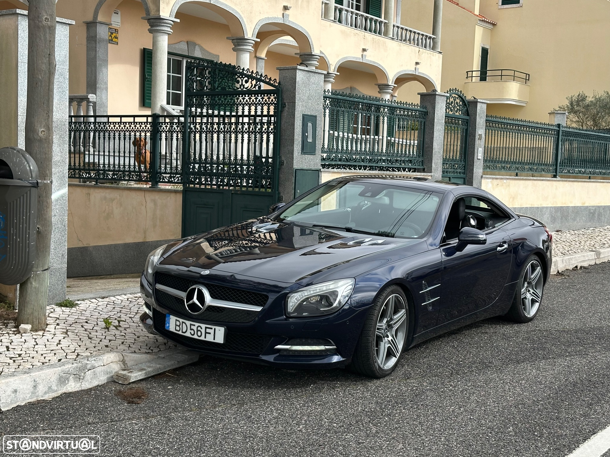 Mercedes-Benz SL 350 Standard - 10