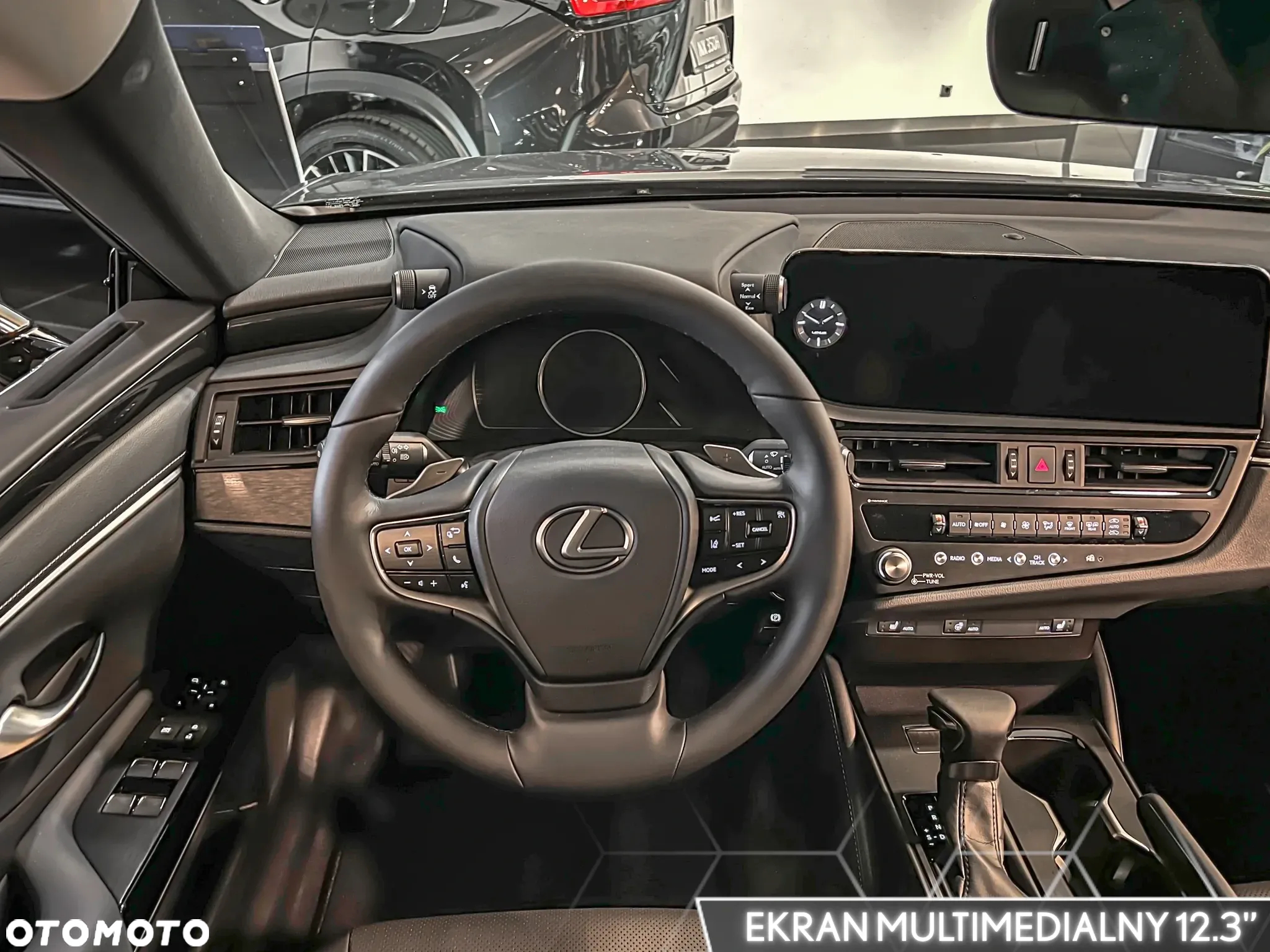 Lexus ES - 12
