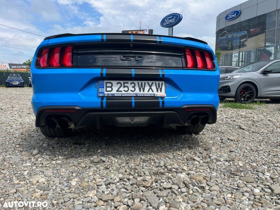 Ford Mustang - 13