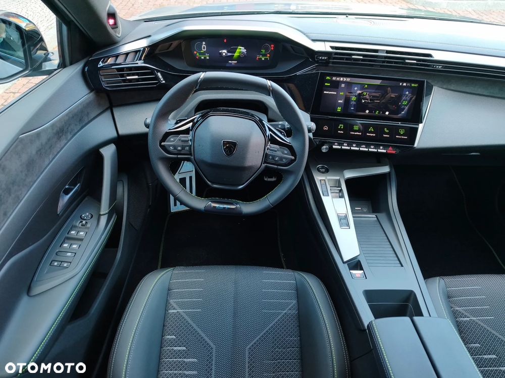 Peugeot 308 1.2 mHEV GT S&S e-DCS6 - 29