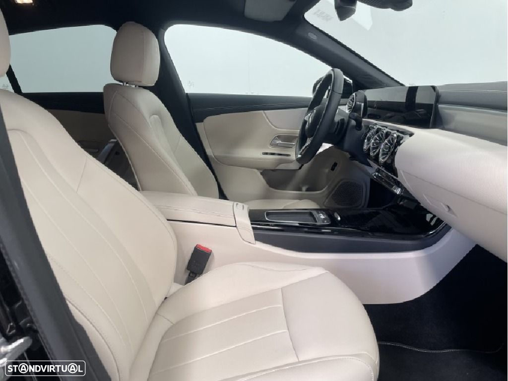 Mercedes-Benz CLA 180 - 15