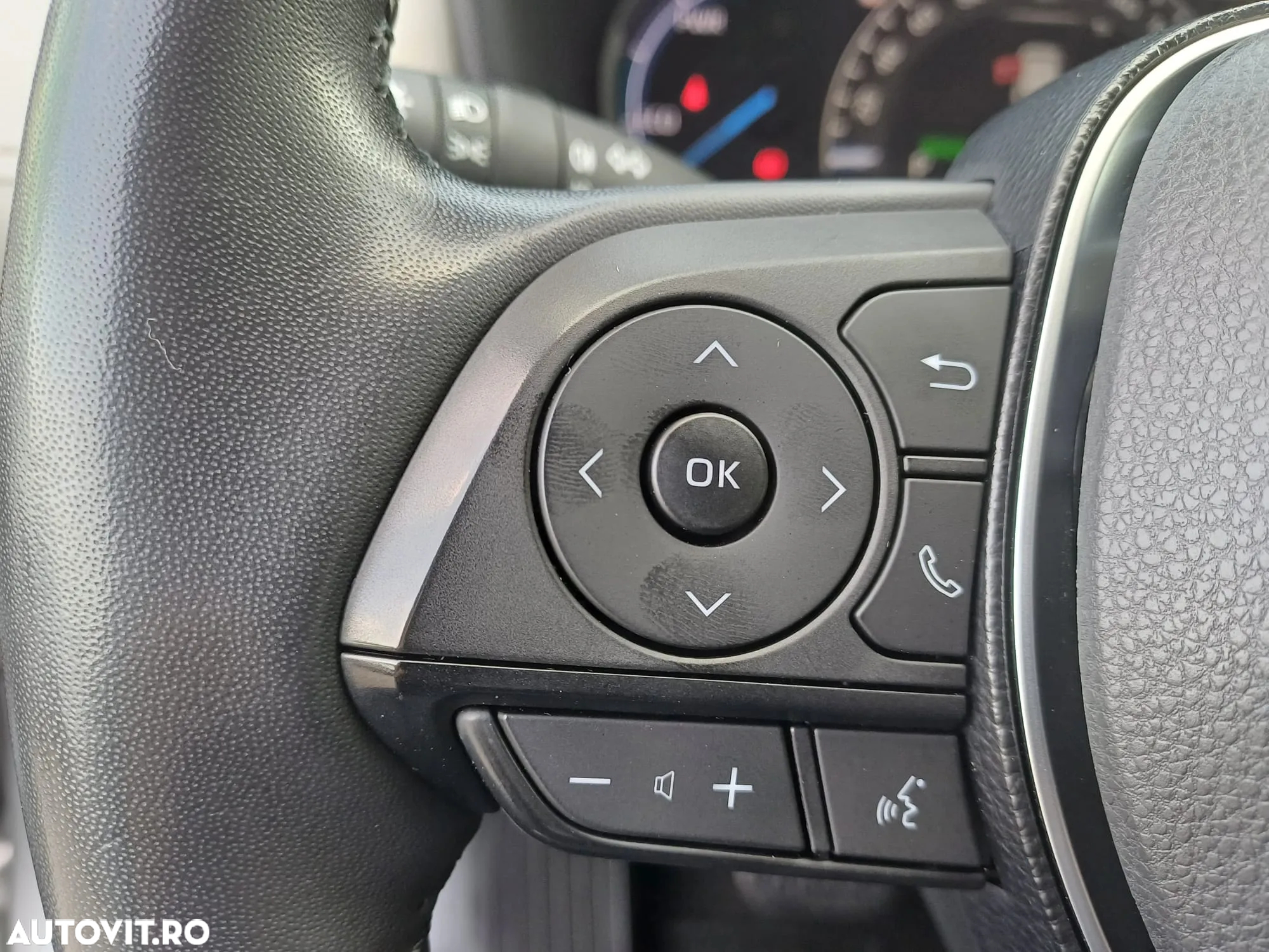 Toyota RAV4 2.5 Hybrid VVT-iE 4x4 Luxury - 15