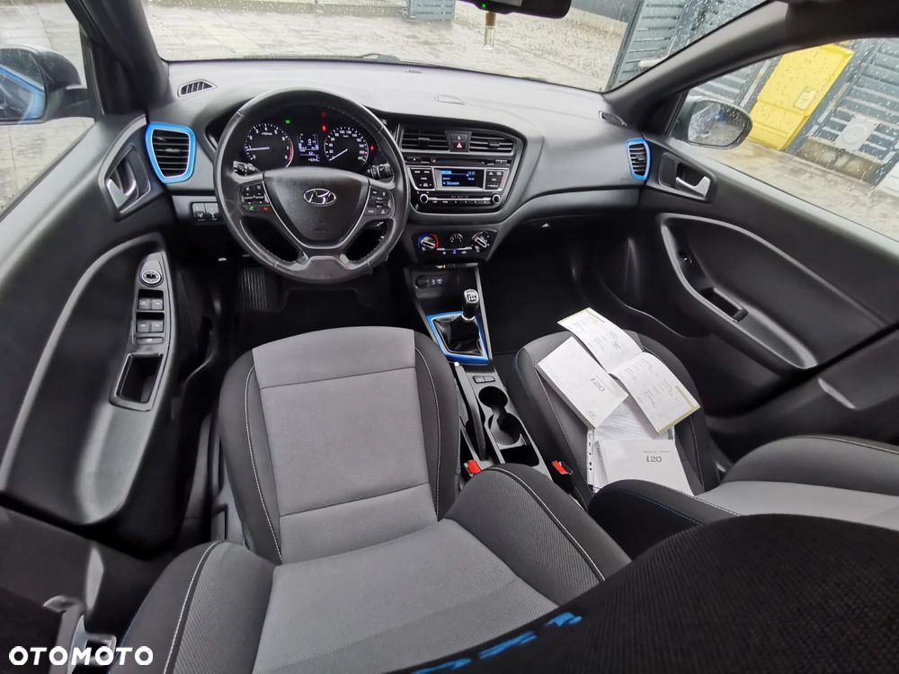 Hyundai i20 blue 1.2 YES Silver - 20