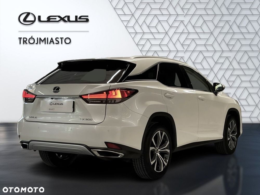 Lexus RX - 4