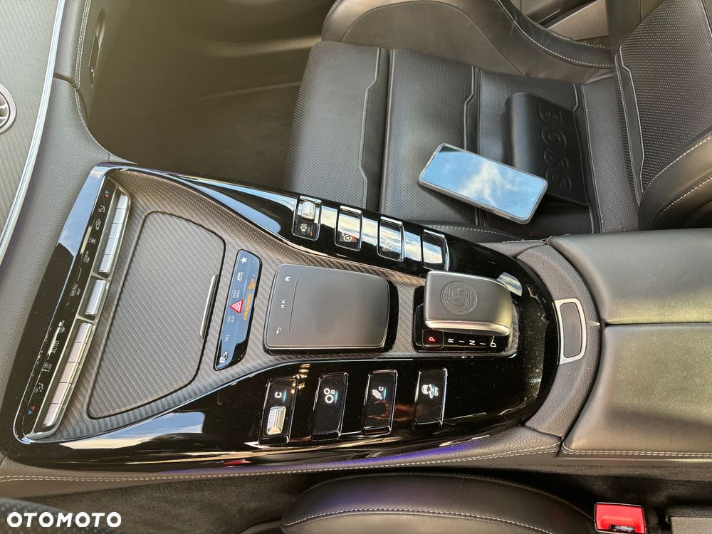 Mercedes-Benz AMG GT 43 4-Matic+ - 11