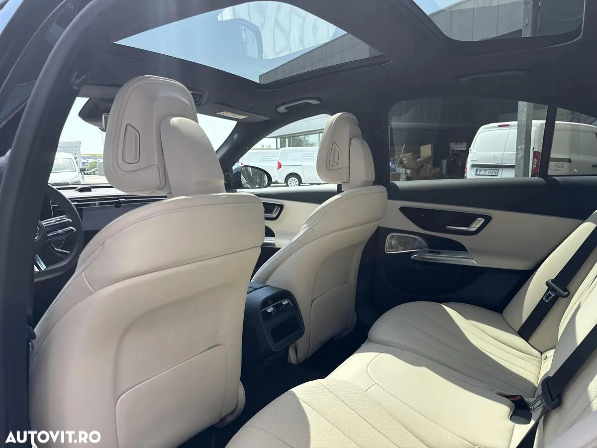 Mercedes-Benz E 220 d T 4Matic 9G-TRONIC Edition AMG Line - 13