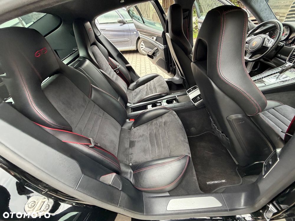 Porsche Panamera GTS - 9