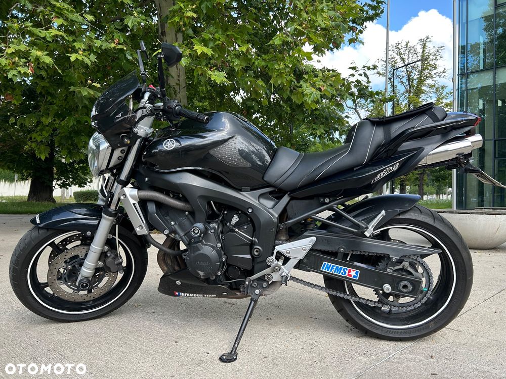 Yamaha FZ6 - 1