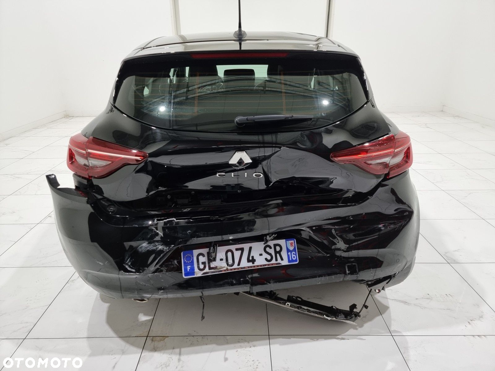 Renault Clio - 6
