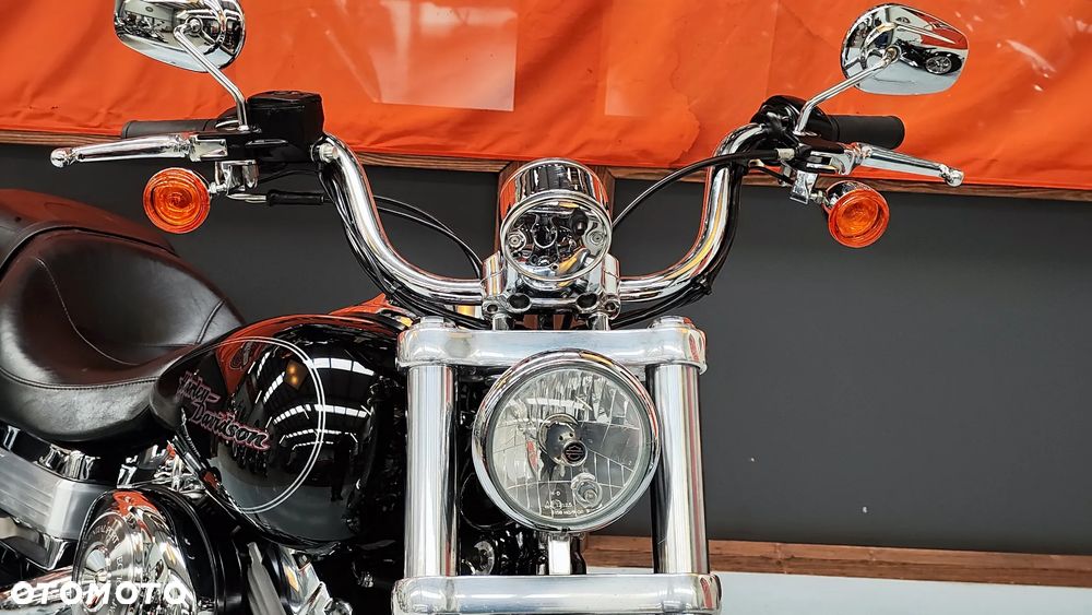 Harley-Davidson Dyna Super Glide - 17