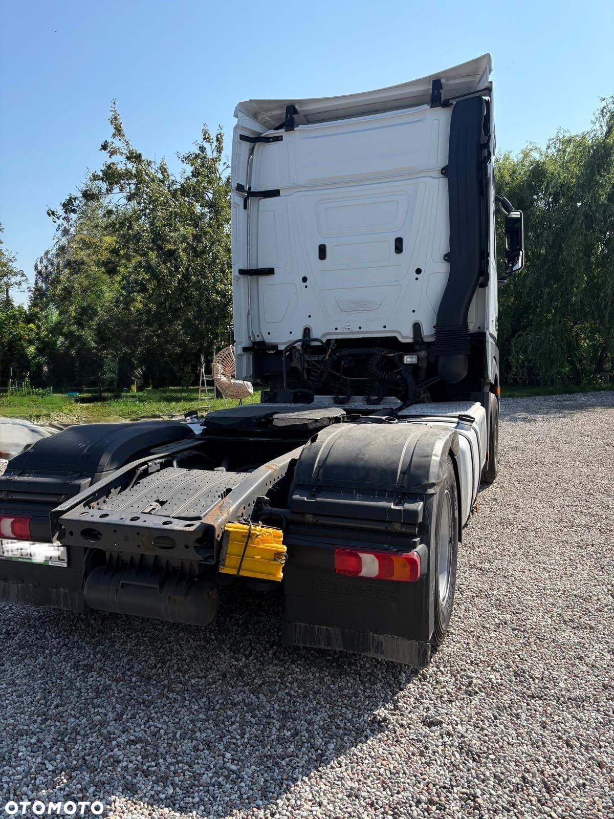 Mercedes-Benz Actros - 6