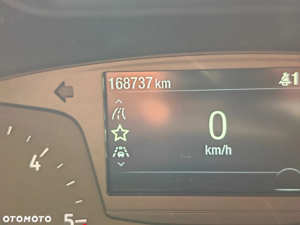 Ford Focus ver-1-5-ecoblue-trend-edition - 25