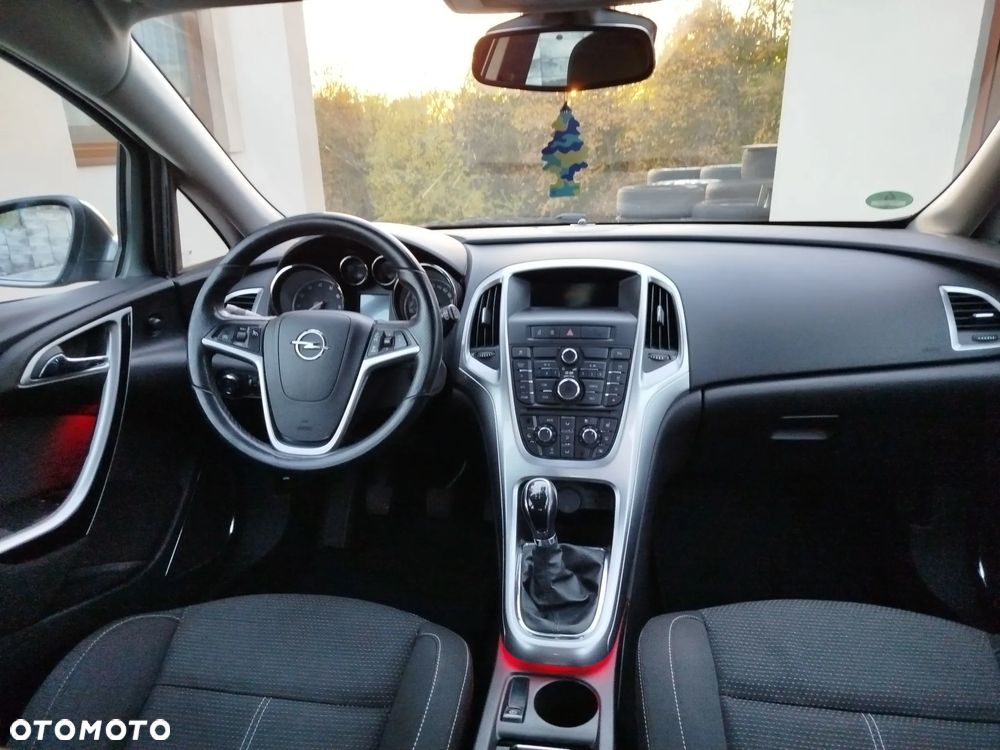 Opel Astra 1.6 Exklusiv - 8