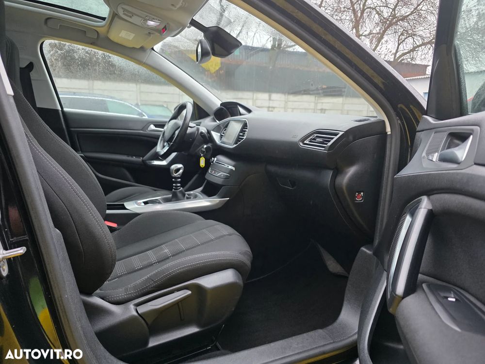 Peugeot 308 PureTech 130 EAT6 Stop & Start Allure - 12