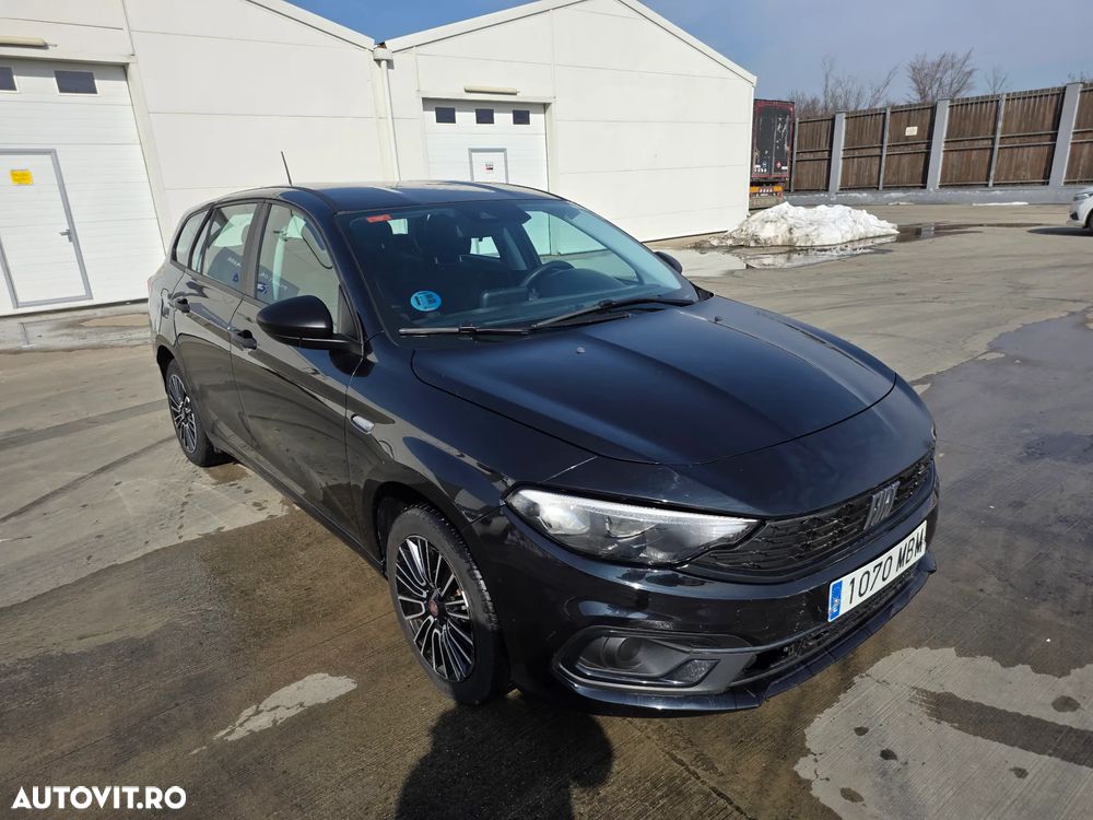Fiat Tipo 1.5 130 CP MHEV DCT7 Cross - 3