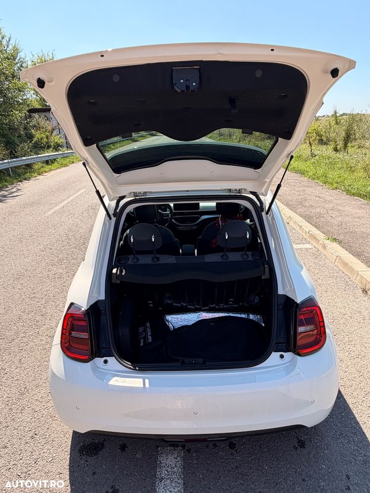 Fiat 500E 42 kW 118 CP Icon - 11