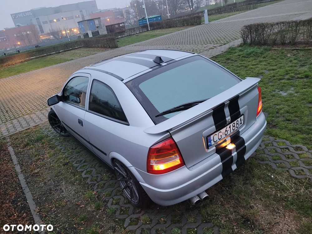 Opel Astra 1.8 Comfort - 3