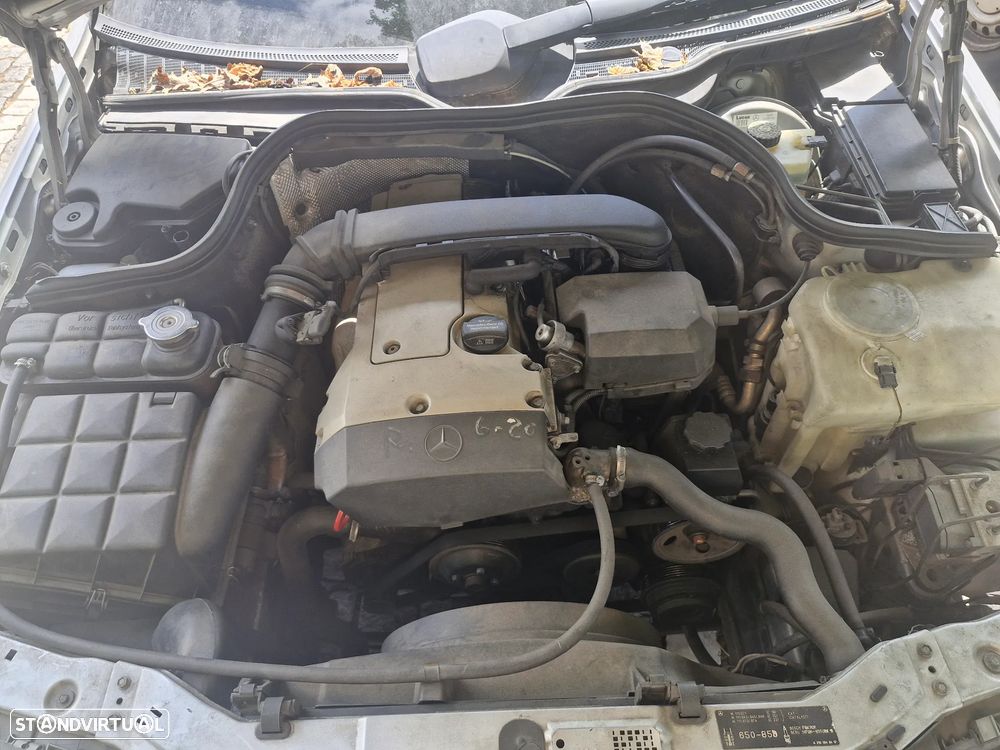 Mercedes-Benz C 180 ver-classic - 3