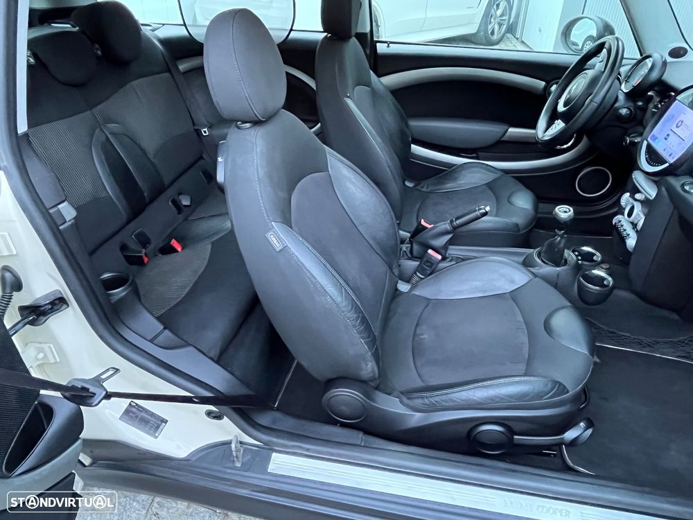 MINI Clubman Cooper D - 7