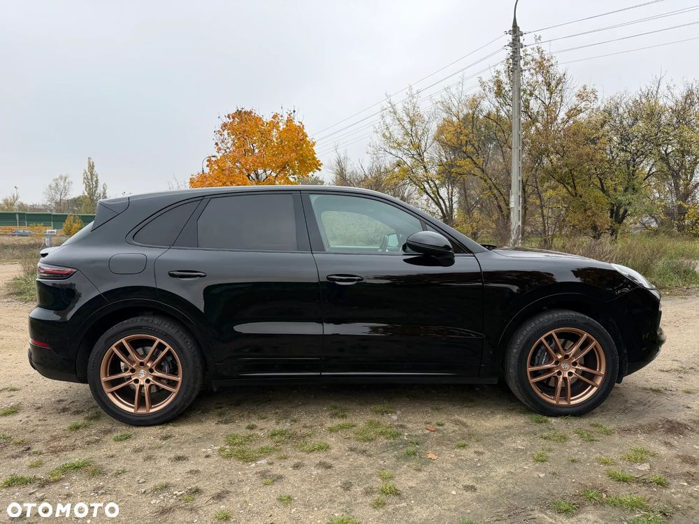 Porsche Cayenne - 5