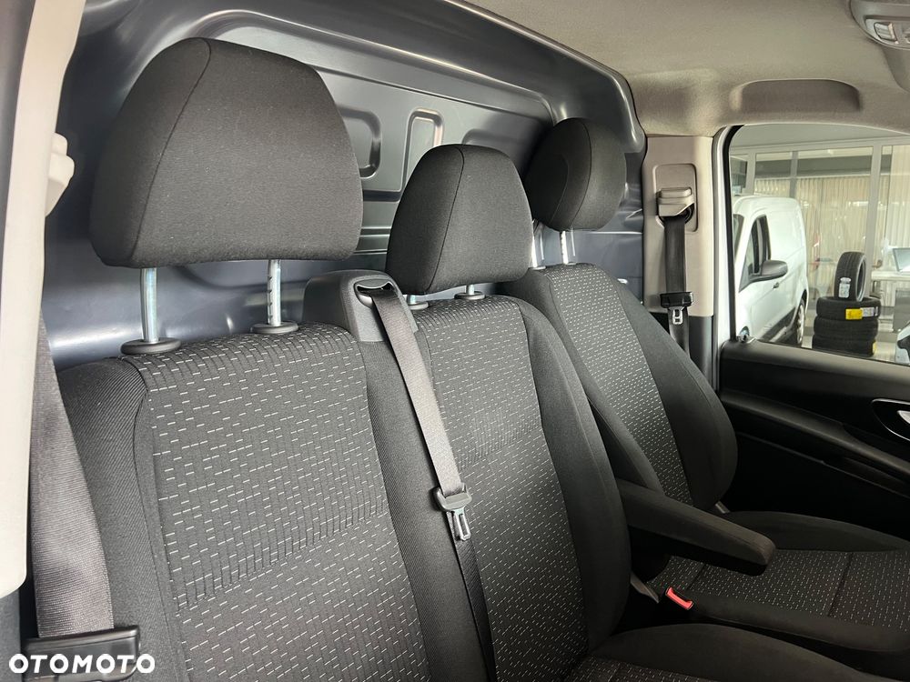 Mercedes-Benz Vito - 31