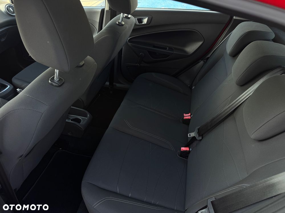 Ford Fiesta - 28