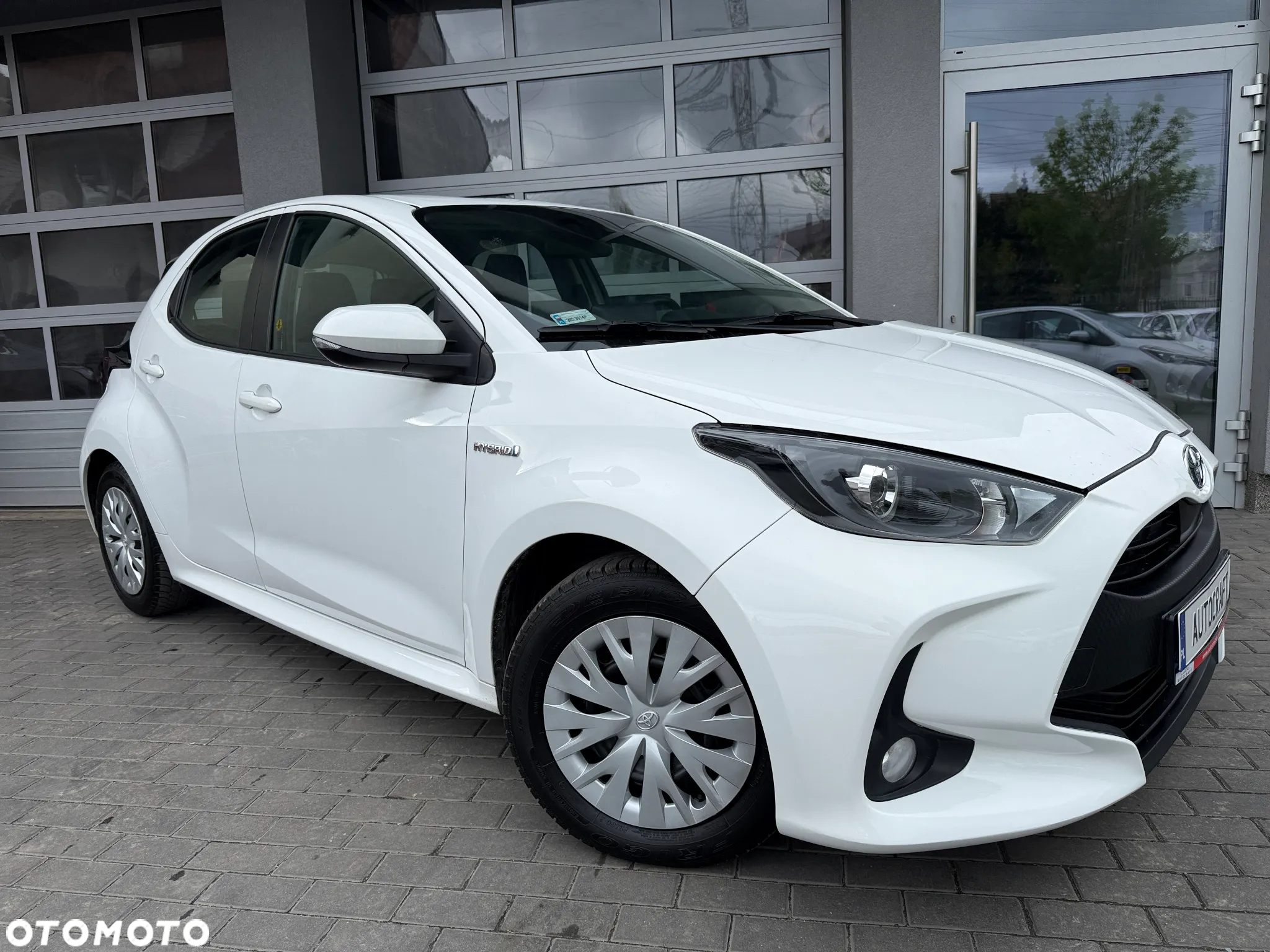 Toyota Yaris Hybrid 1.5 Comfort - 19