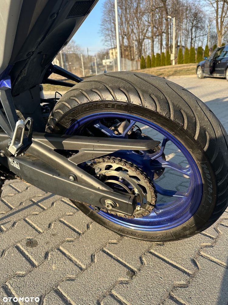 Yamaha MT - 19