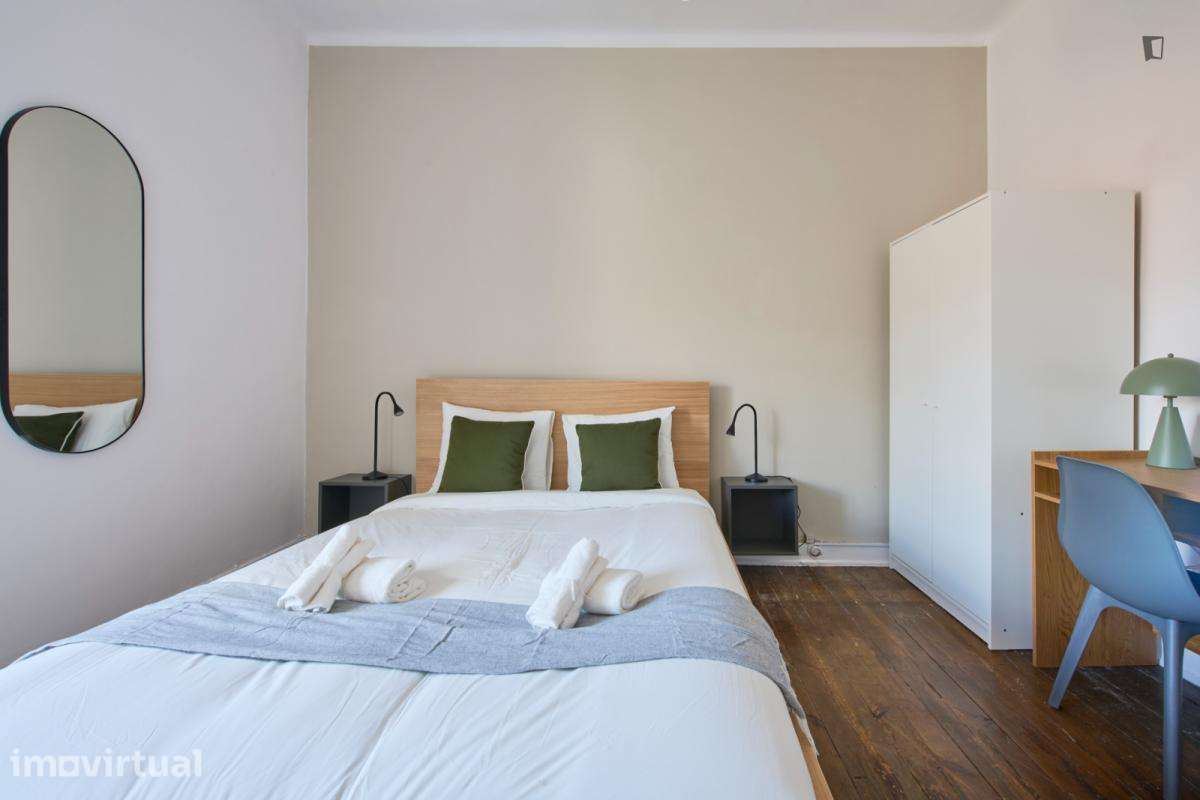 Quarto - localizado em São Bento Lisbon - Grande imagem: 4/23