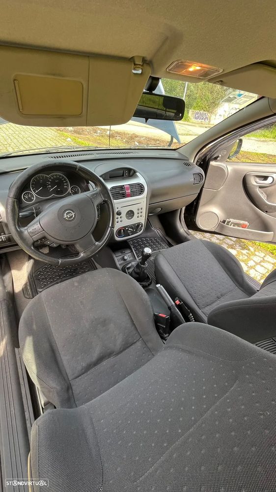 Opel Corsa 1.2 16V Confort - 12