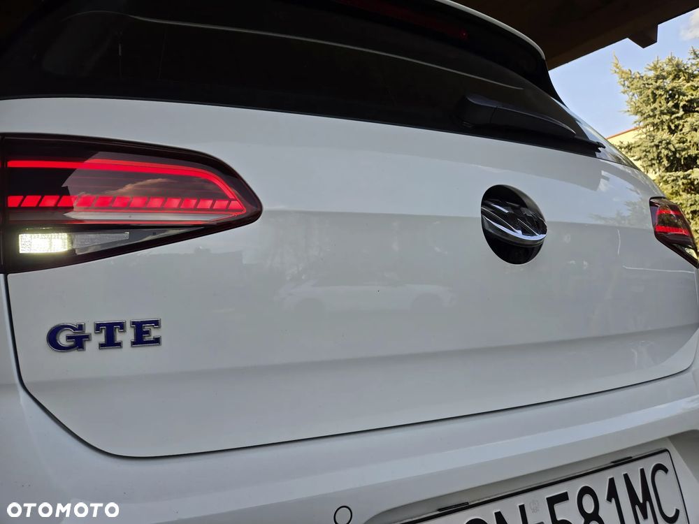 Volkswagen Golf - 38