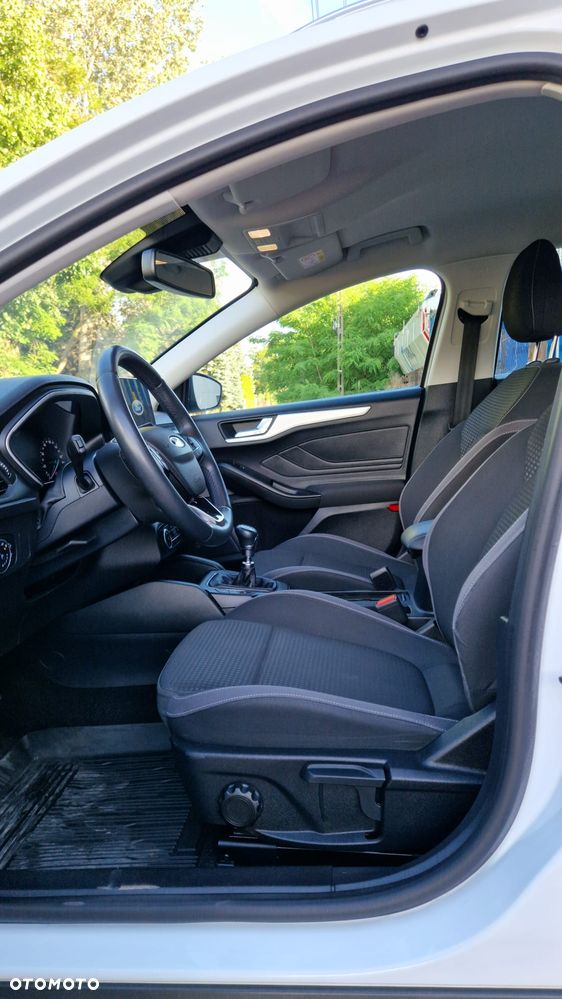 Ford Focus - 29