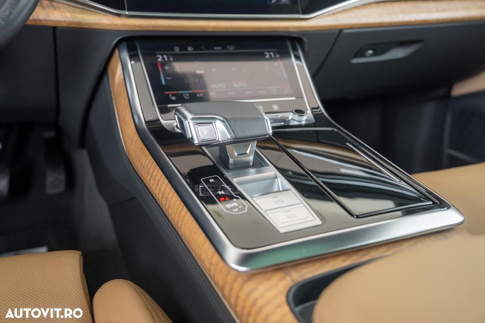 Audi Q8 55 TFSI quattro Tiptronic - 31