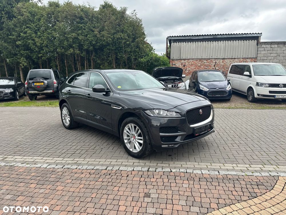 Jaguar F-Pace - 3