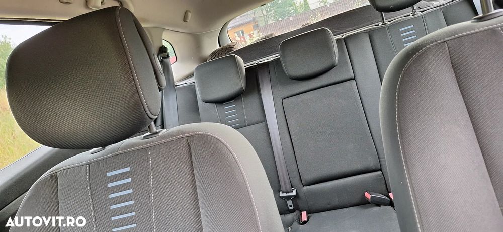 Renault Megane 1.5 dCi EDC Olympic - 4
